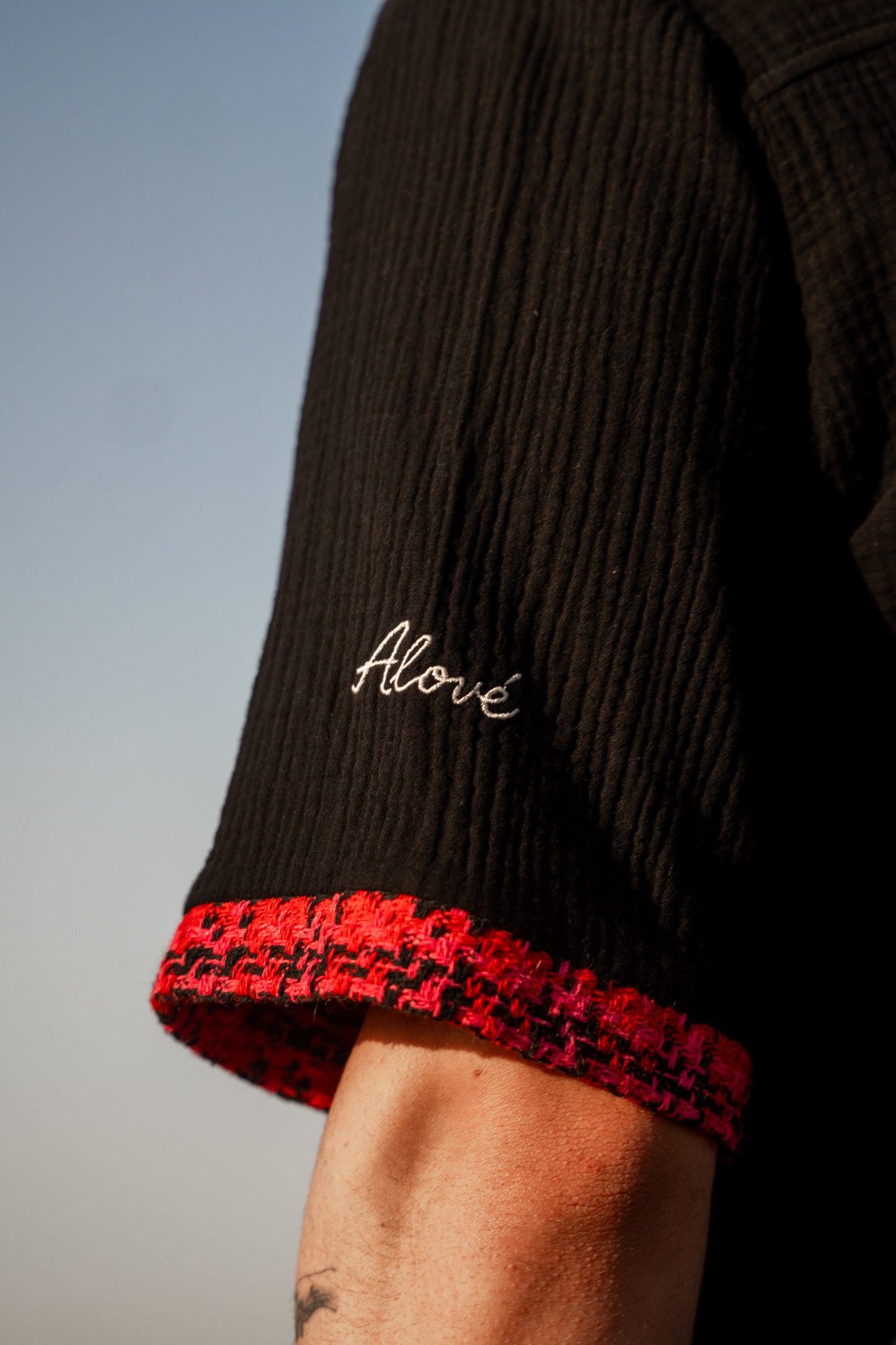 ALOVÉ – Siyah Muslin Kol Detaylı Gömlek